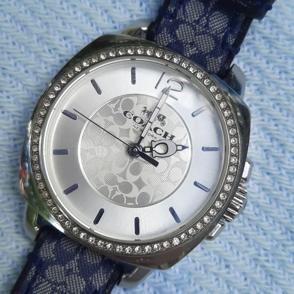 Coach watch - Picture 4 of 8